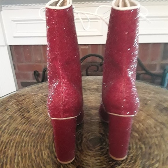 Cape Robbin Boots - Picture 3 of 4